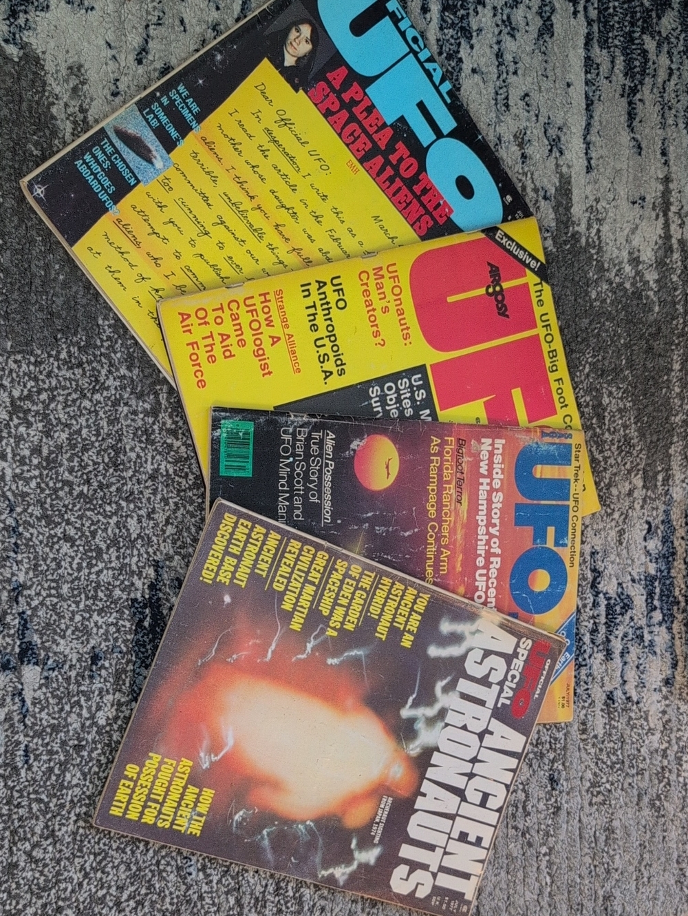 👽July 1977 X Vintage UFO Magazine Bundle